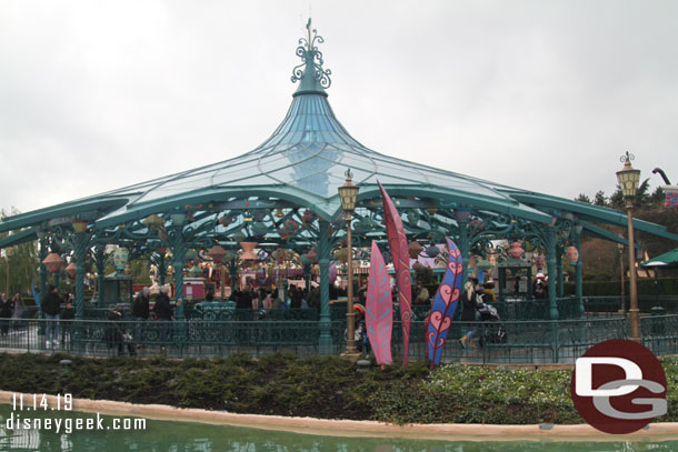 Passing by the Mad Hatters Tea Cups