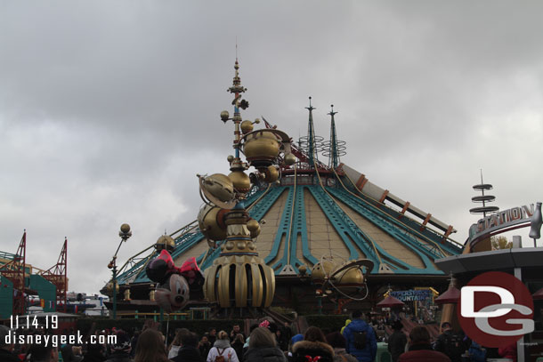 Making my way into Discoveryland.