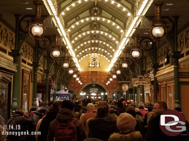 I joined the mass of guests exiting the park. I decided to go through the Discovery Arcade.. for no other reason than to warm up a bit.