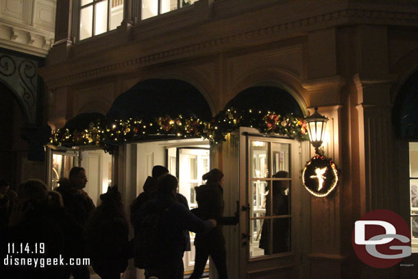 Disneyland Hotel entrance.