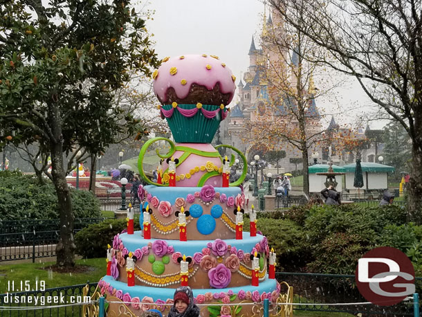 A birthday cupcake has been set up in the hub.  These were out for Mickeys 90th birthday and guessing they are being rolled out for his 91st on Monday.