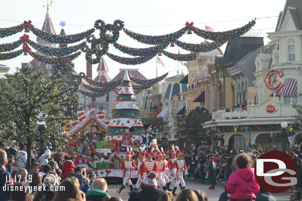 The Disney Christmas Parade was making its way up Main Street USA so I stopped to watch.