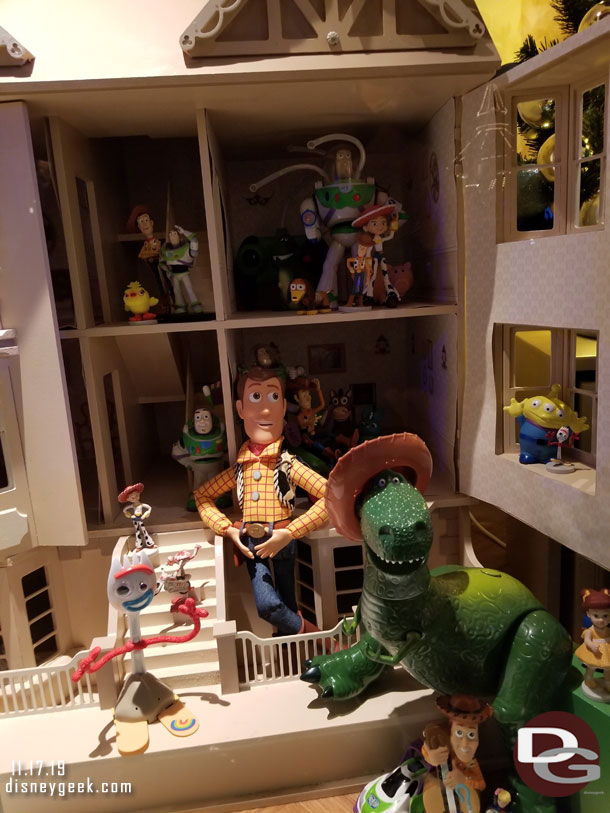 Toy Story 4 gang in a shop window.