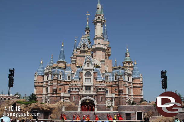 More dancers came out.  The bright colors with the castle and blue sky looked great today.