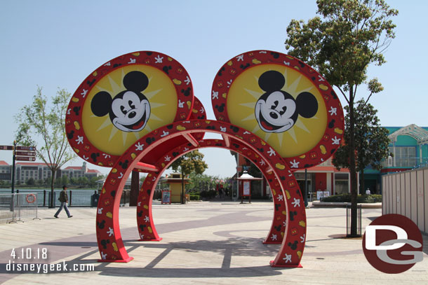 Mickey arches leading to the Lakeshore district.  