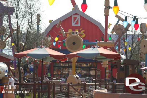 Glancing toward Toy Story Land to see if they were letting anyone in...  no regular guests.