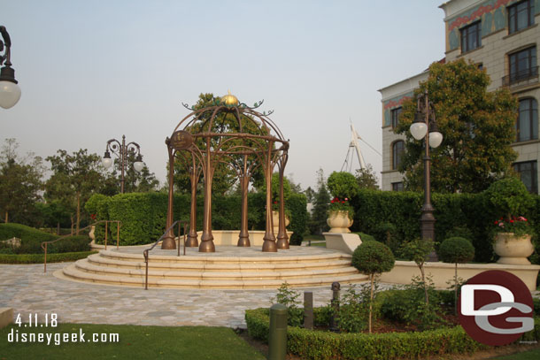 Looking toward the Rose Garden