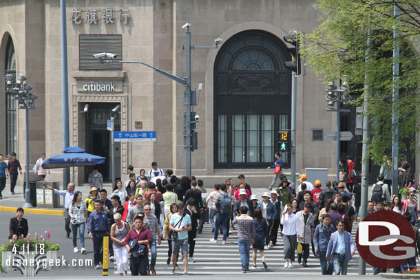 Seemed to be a popular crossing so that backed up my sense of direction.