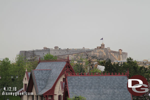 A closer look at Pirates.  The show building facade is that of a very large fort.