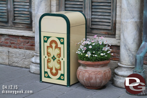 A Mediterranean Harbor Trashcan