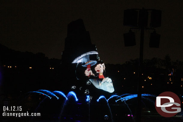 This should look familiar to all you Fantasmic! fans.  The show re-uses some clips but presented differently.. here on the hat LEDs vs water screen.