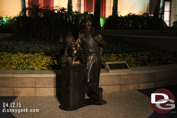 Walt and Mickey.. Storytellers statue.