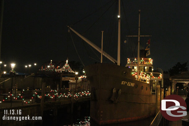A look around the harbor area.  The ships had Christmas lights.