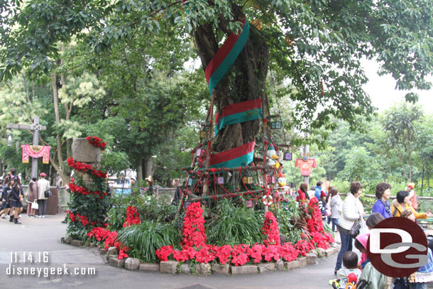 Christmas decorations in the Lost River Delta area.