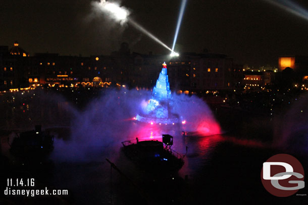 From here you can see the water screens.  There are two types in the opening.  The large one that rises from the harbor, then smaller ones on each boat.