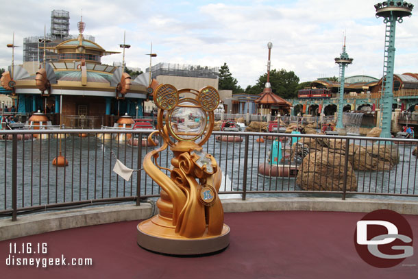 The Port Discovery crystal