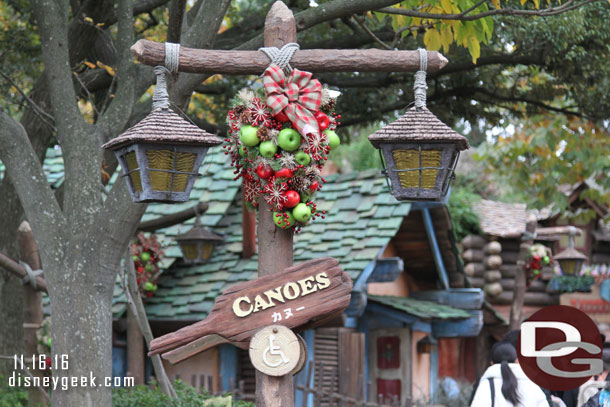 Critter Country Christmas decorations