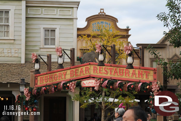 A look around Westernland at some of the Christmas decorations.