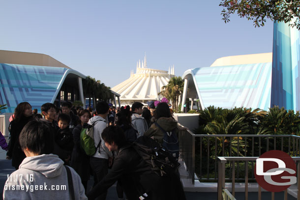 As I walked toward Tomorrowland encountered this line.  Turned out to be for Buzz Lightyear.