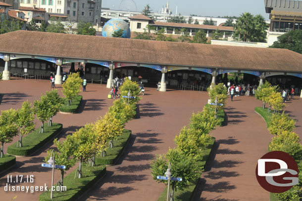 Arriving at Tokyo DisneySea, no lines right now, the park opened 2.5 hours ago.