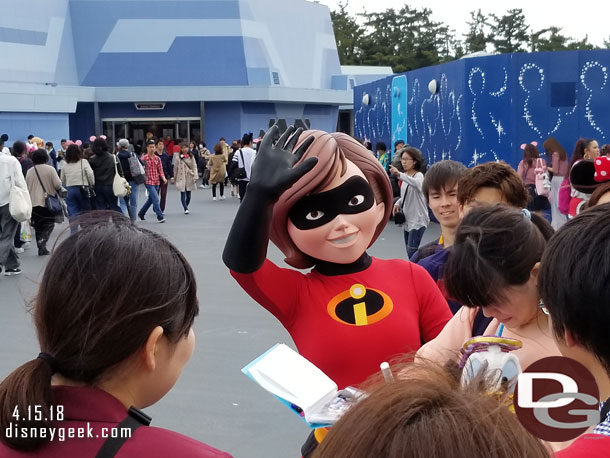 Mrs. Incredible was still making the rounds.