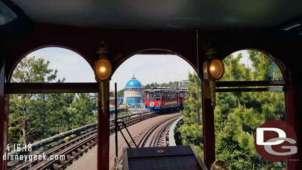 The next train arriving (this is looking backwards toward Port Discovery where we just came from)