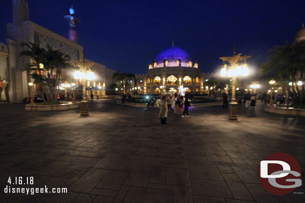 Making my way into the central courtyard of the Arabian Coast