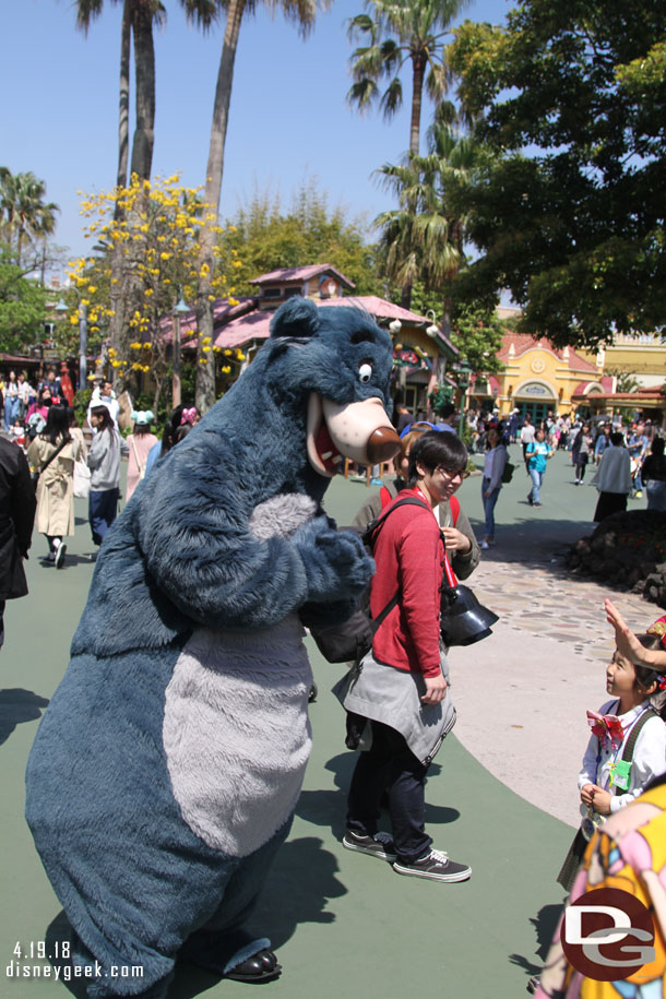 Baloo out meeting guests