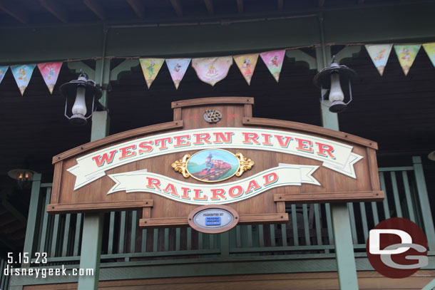 Notice the flags for the 40th anniversary, these were up throughout both parks.