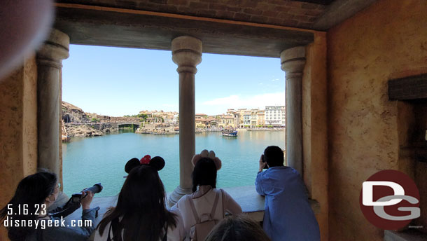 A wide angle view of my location..  second row but quite a ways away.