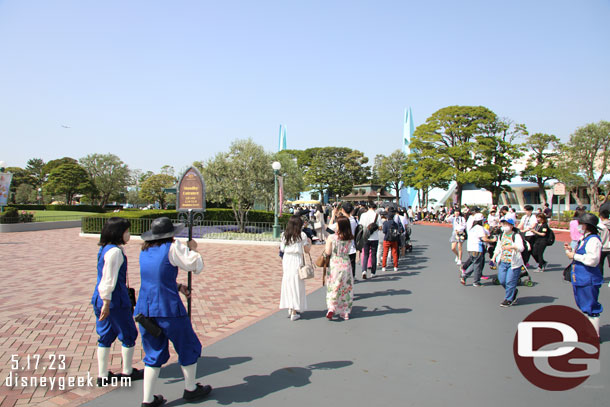 I am assuming it is because it still prior to park opening and the queue is not filled yet.