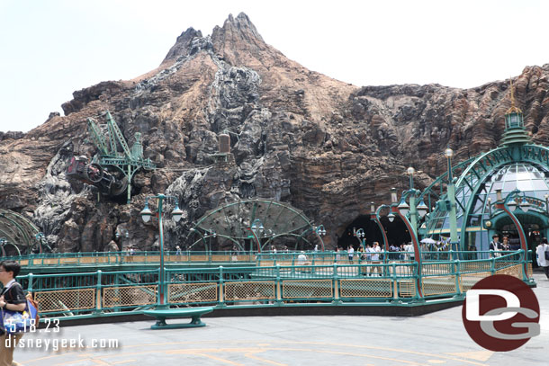 Passing through Mysterious Island