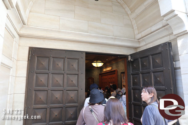 3:37pm - Entering the Museum of Fantastic Flight (43 minutes so far)