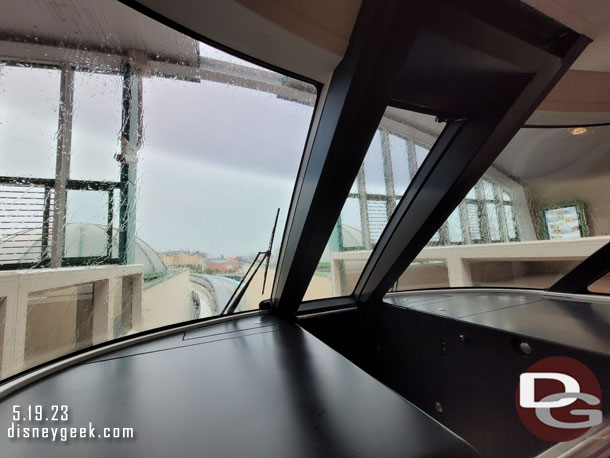 No one was in the front so I decided to sit there and take a video of a round trip and some pictures.