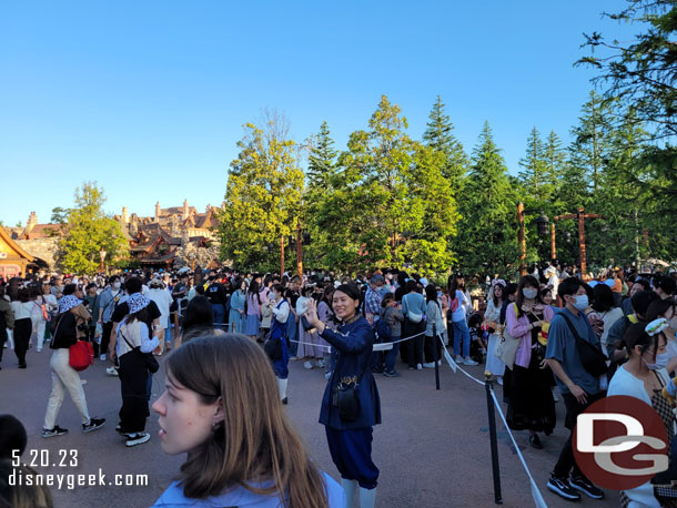 The queue for the attraction filled the overflow space