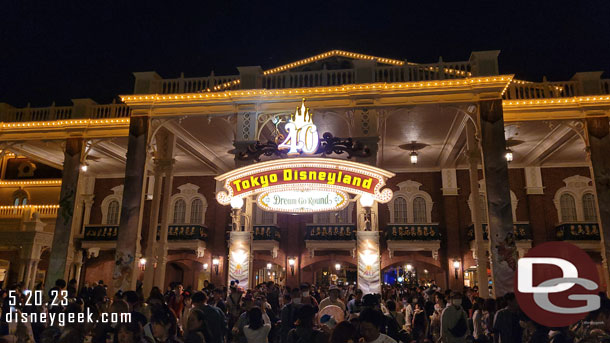 8:55pm - Looking back at the Tokyo Disneyland Entrance