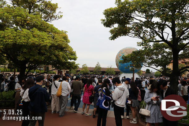 9:41am - In Tokyo DisneySea