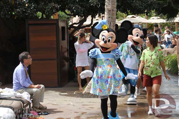 Minnie and Mickey making their way back for the finale.