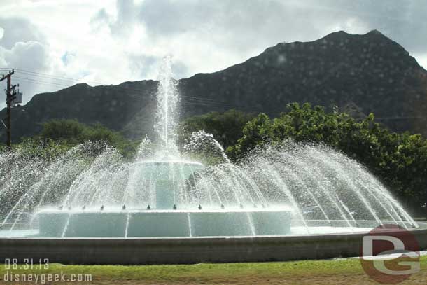 The fountain near Kapiolani Park.  There was an art festival going on for the Labor Day holiday weekend so it was already getting crowded.  We opted not to stop.