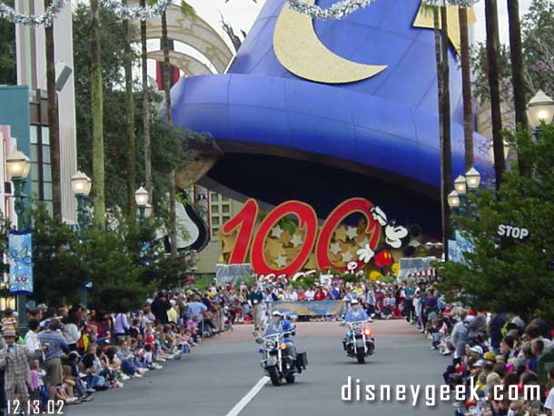 The Stars and Cars Motorparade at the Studios