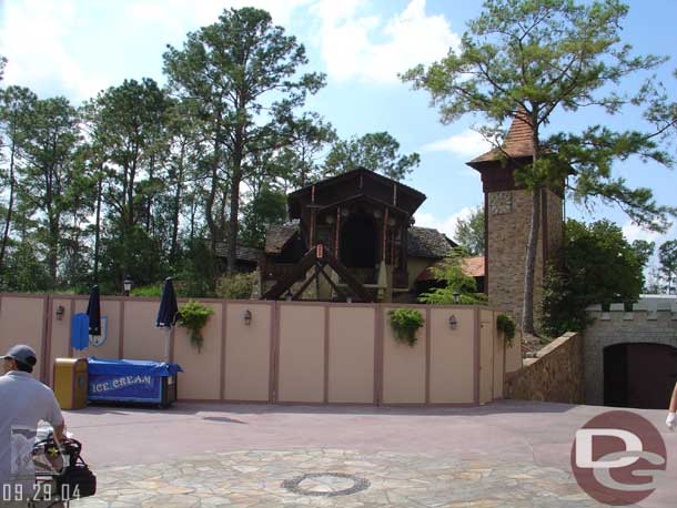 More walls, this time around the old Skyway terminal in Fantasyland.