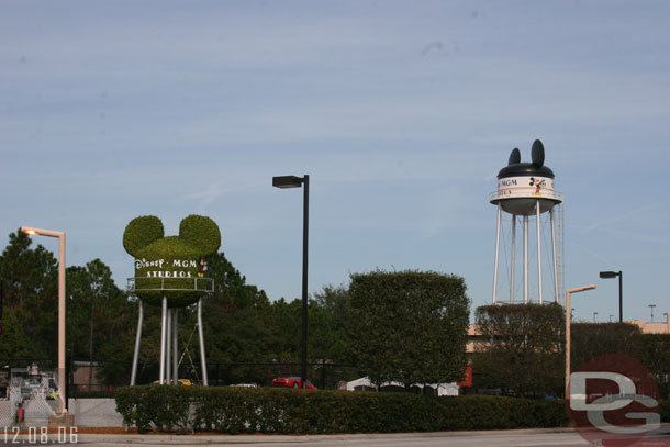 Wonder what happened to the giant Santa Hat for the earful tower.