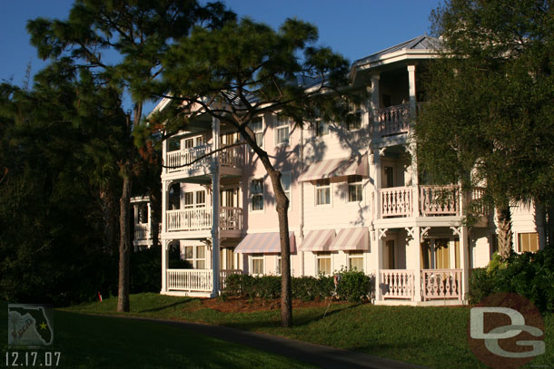 The course winds around the Old Key West and Saratoga Springs Resorts.