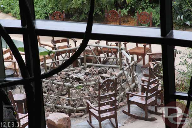 The firepit that is outside.