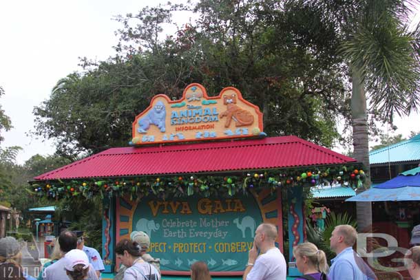 The lineboard was still covered as the park was not open yet.