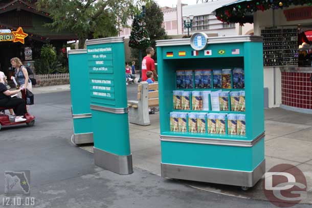 The park maps and entertainment schedules now have their own stands. For years you had to go to the counter at Crossroads if you wanted one.