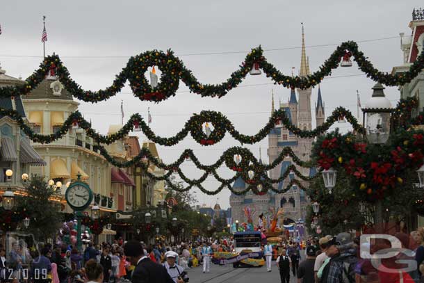 Arrived on Main Street as the parade was just coming down the street.