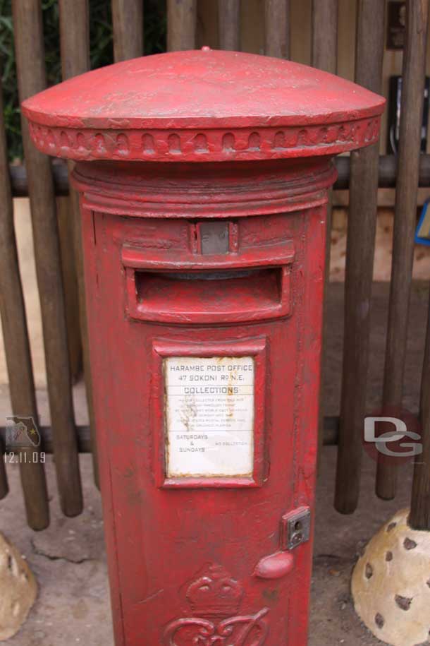 Never realized this was a real mailbox in Harambe (guess I never had to mail anything)