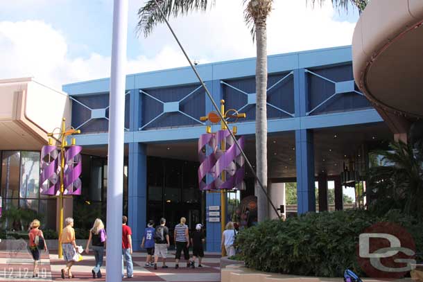 The walkways through Innoventions have also been painted (this is the East one that leads to Mission Space, Test Track, and Universe of Energy).