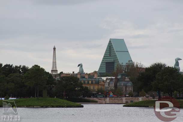 This view just frustrates me..   Frnace in the foreground but its dominated by Dolphin... how I wish that hotel was built closer to Downtown Disney and further from EPCOT!!!